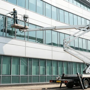 Мытье фасадов от 100 ₽ / м²